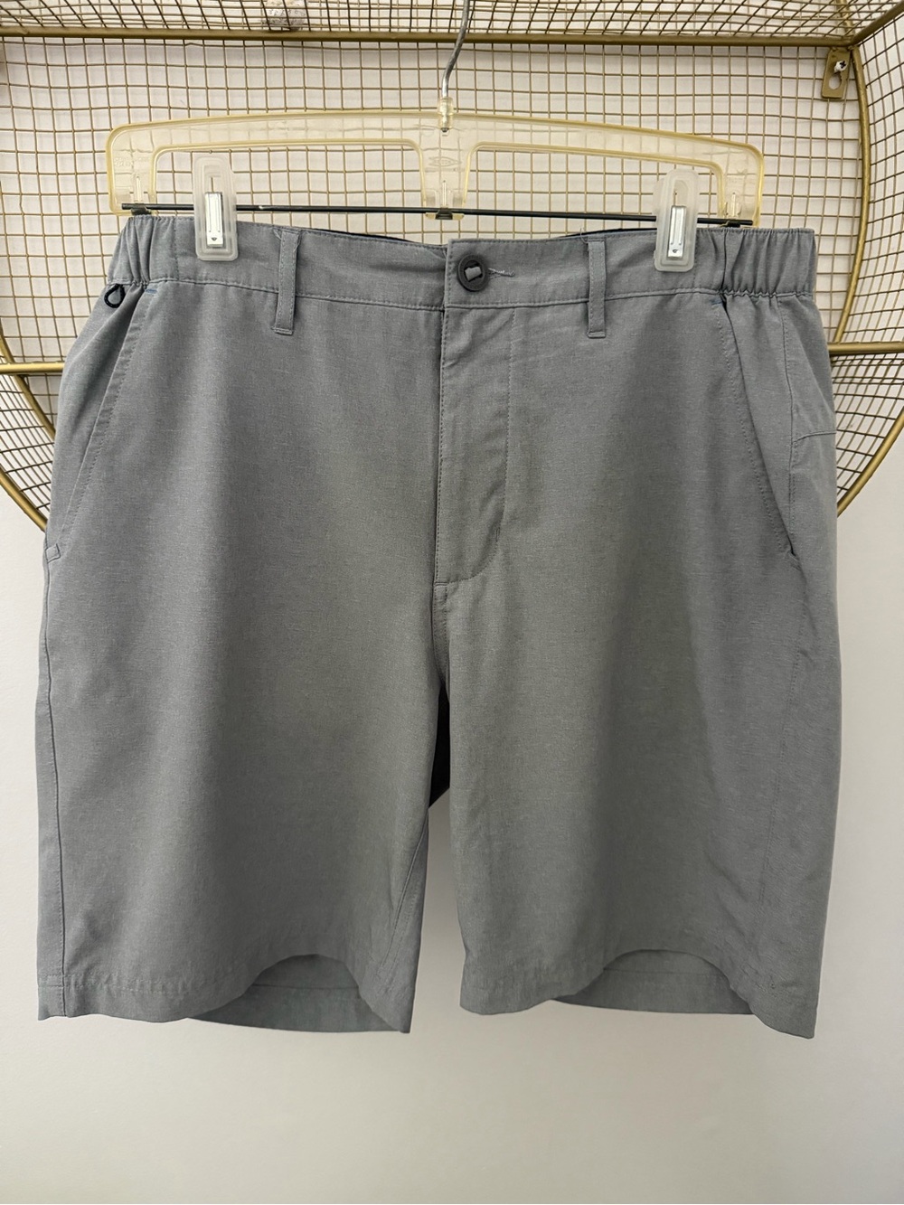Men's Fish Hippie Waterside Gray Flat Front Casual Shorts - size 32